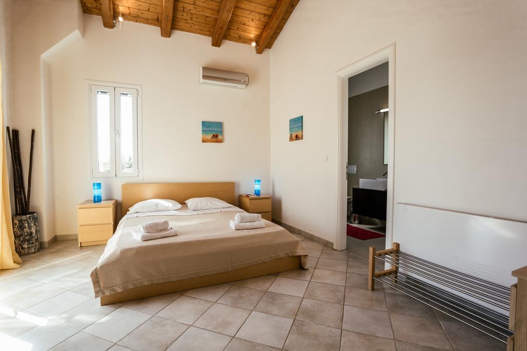 Dream Summer Villa Porto Heli Exterior photo