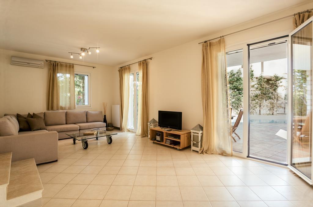 Dream Summer Villa Porto Heli Exterior photo